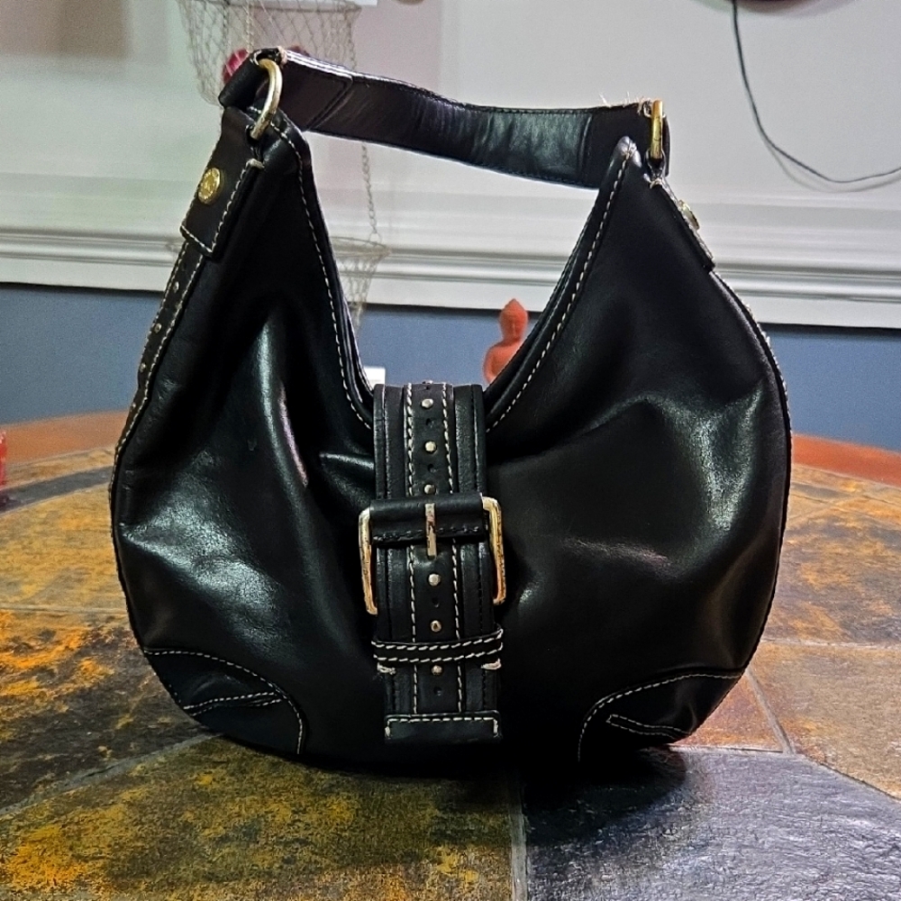 MK Black Leather Shoulderbag